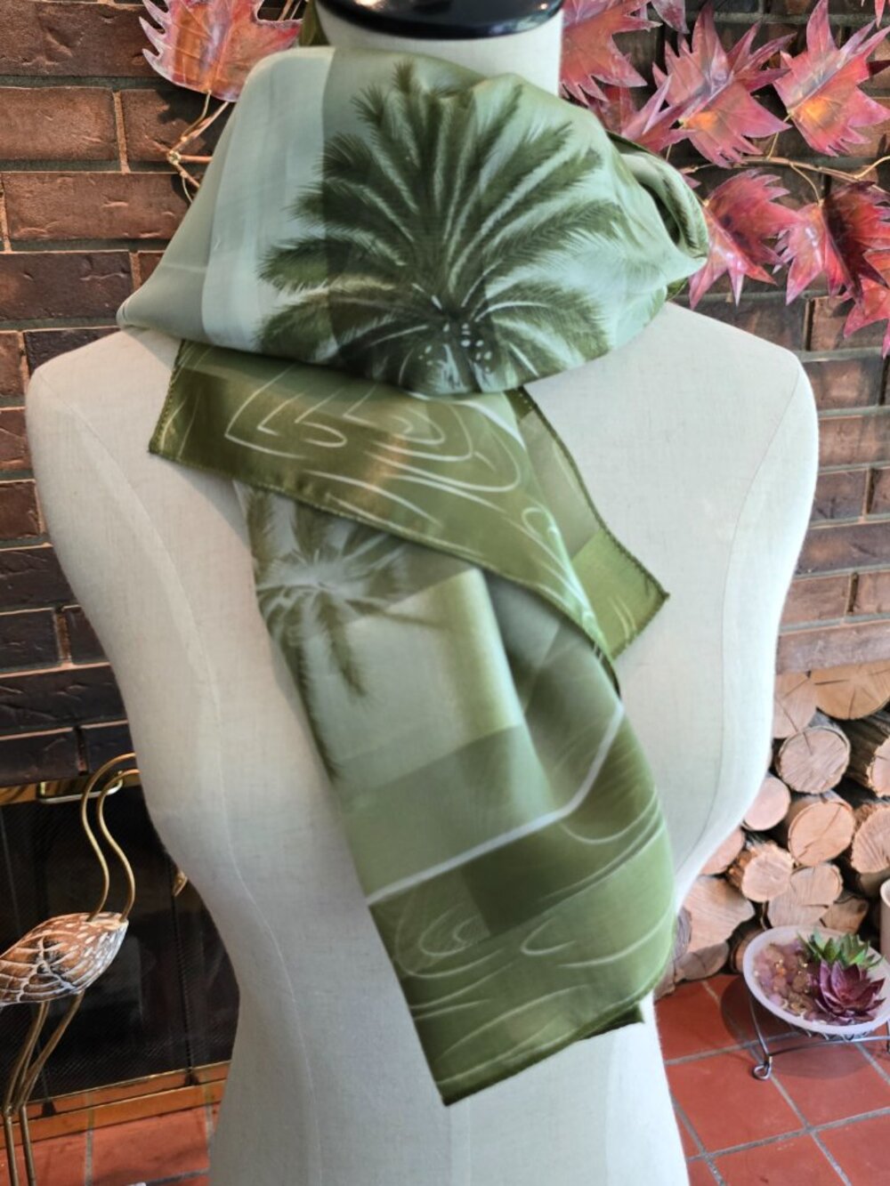 Vintage 100% Silk Scarf in Shades of Green, Palm Tree Motif - Picture 2 of 10